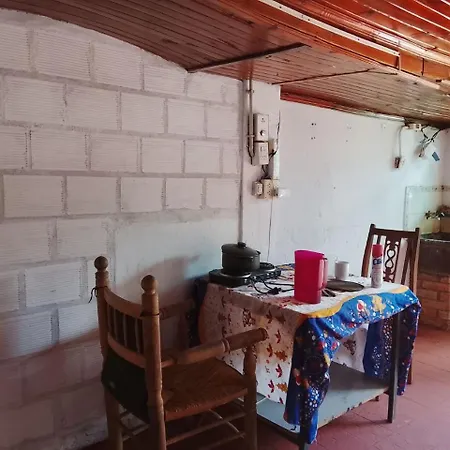 alojamiento Villa sarita-2